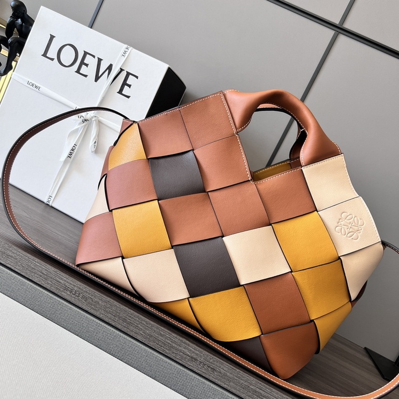 Loewe Handbags 40